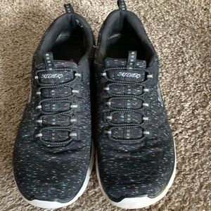 Skechers slip on sneakers. Size 7 1/2